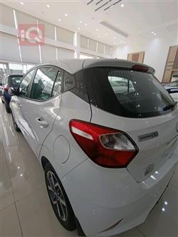 هیوندای i10